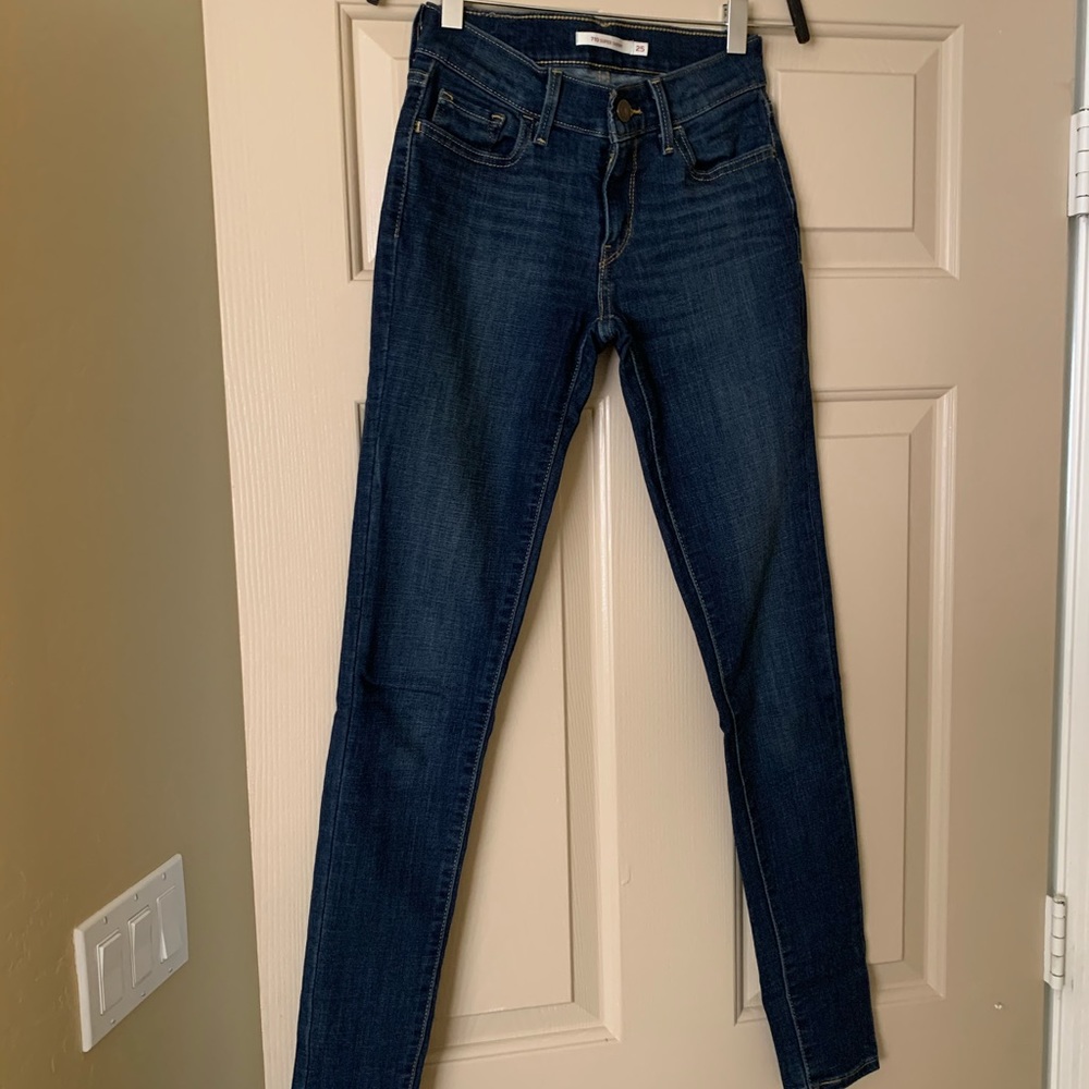 Levi’s 710 Super Skinny